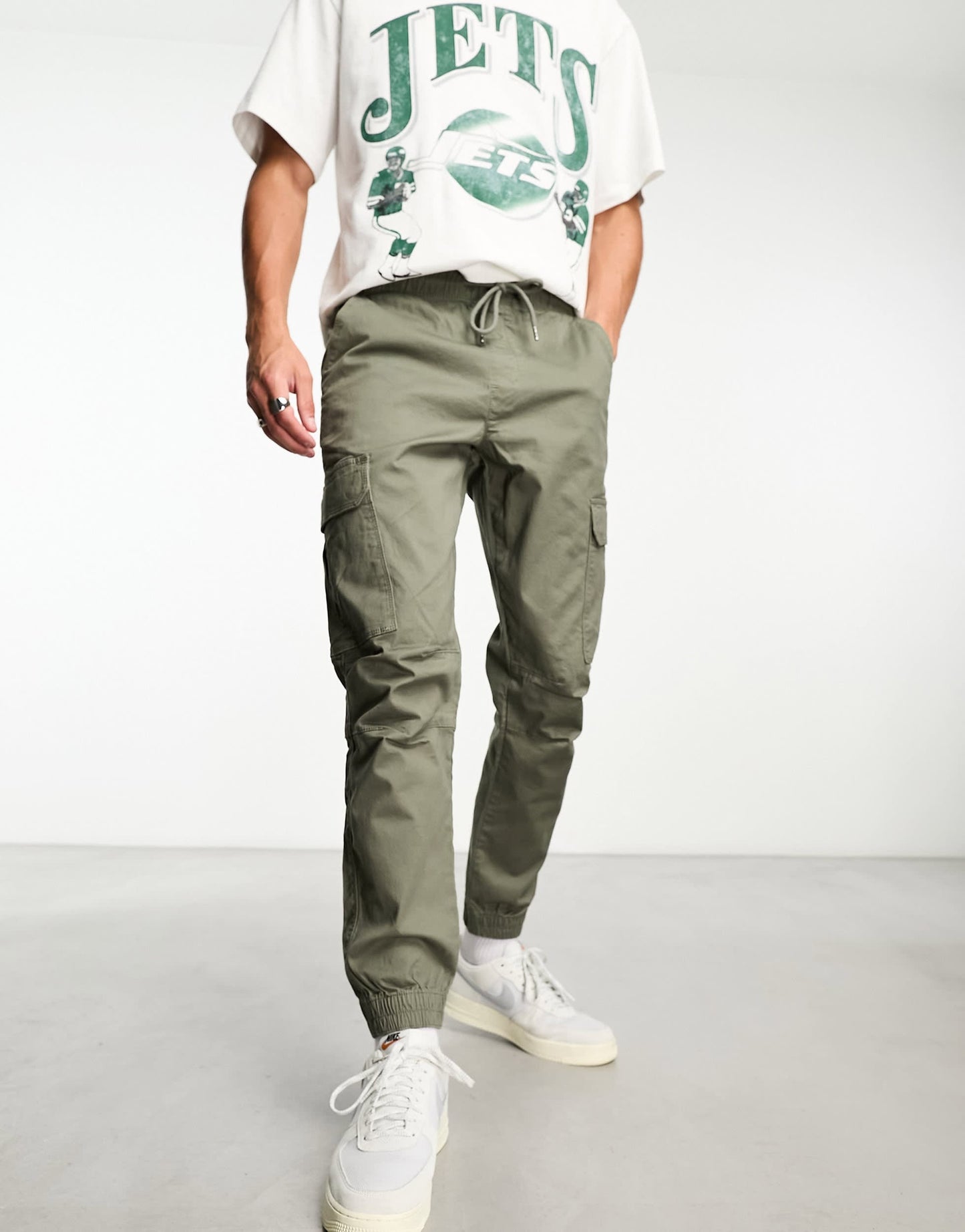 Pull&Bear cargo trouser in khaki