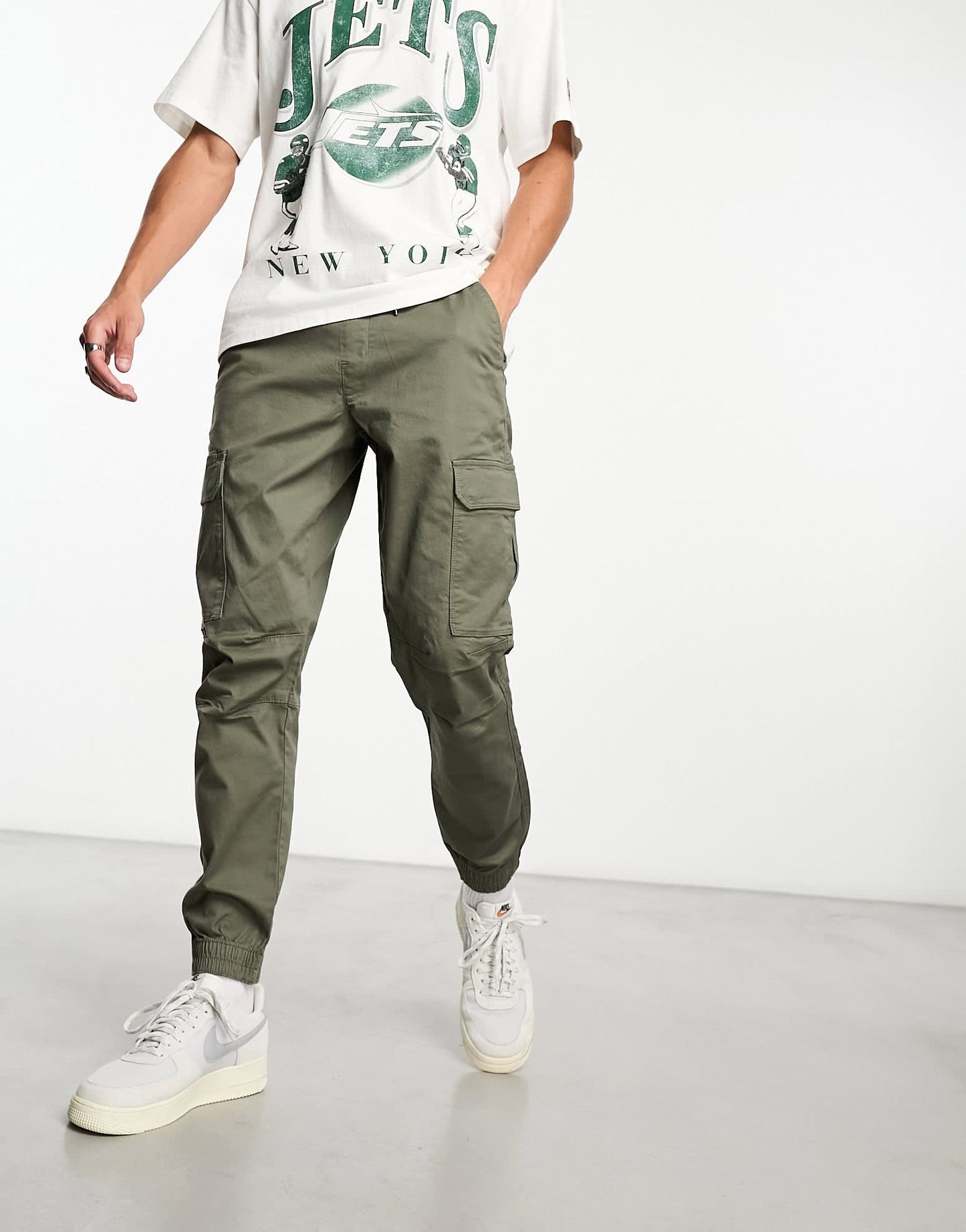 Pull&Bear cargo trouser in khaki