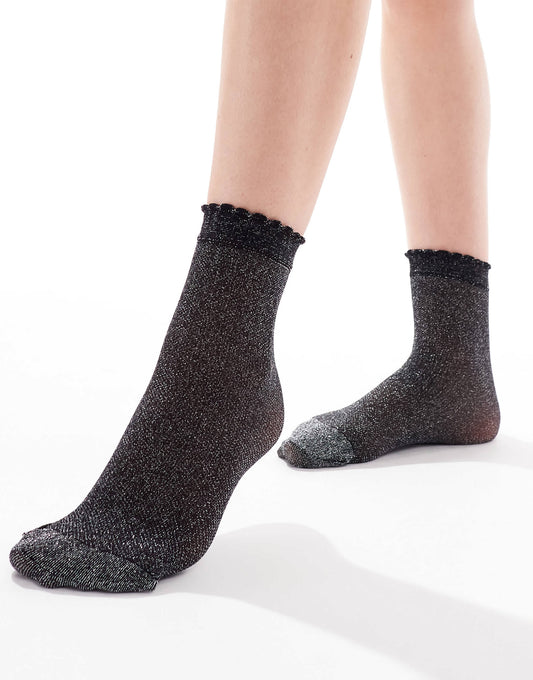 Pretty Polly sparkle frill ankle socks in black
