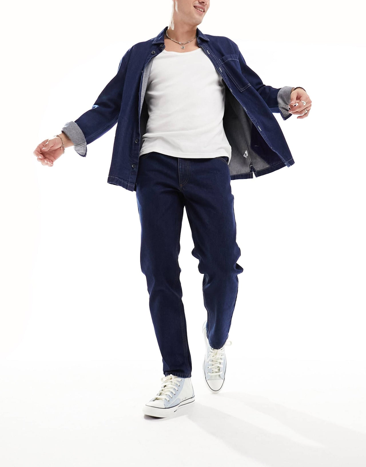 ASOS DESIGN tapered fit jeans in indigo - MBLUE