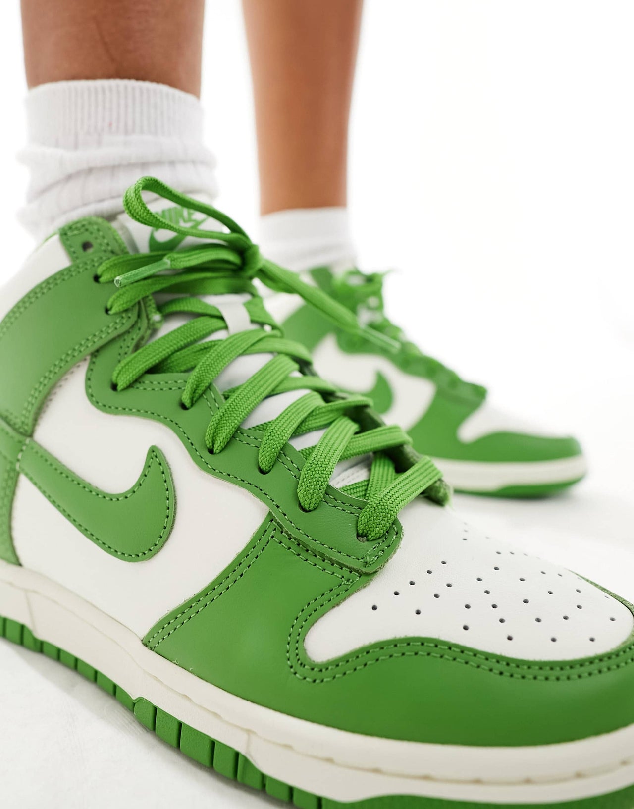 Nike Dunk High trainers in green