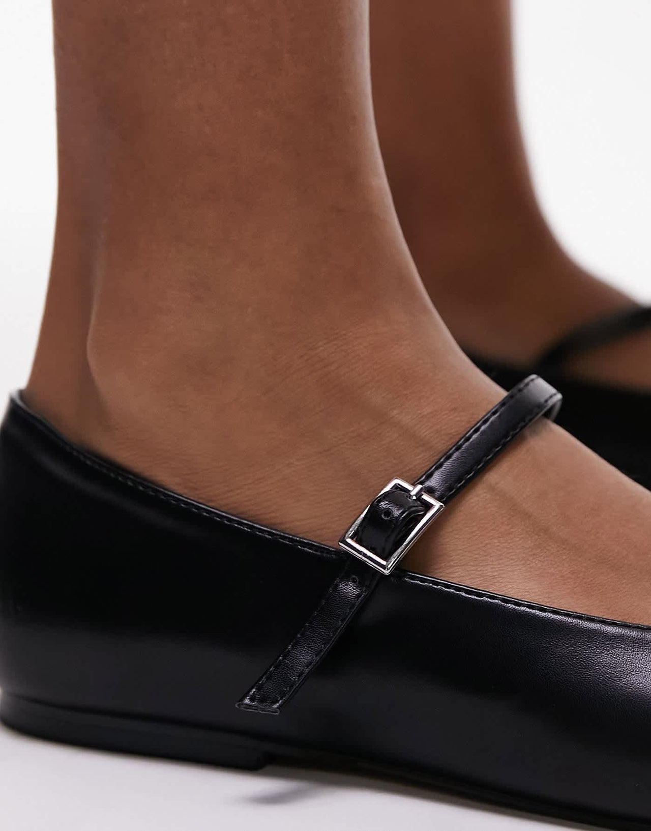 Topshop Ava pointed toe ballet flat shoe in black