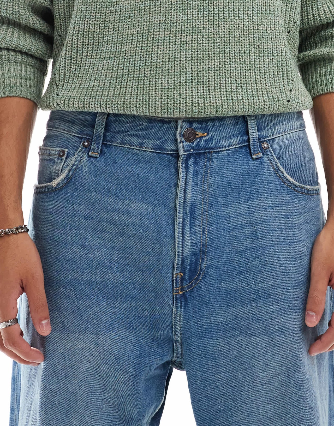 Bershka baggy jeans in blue