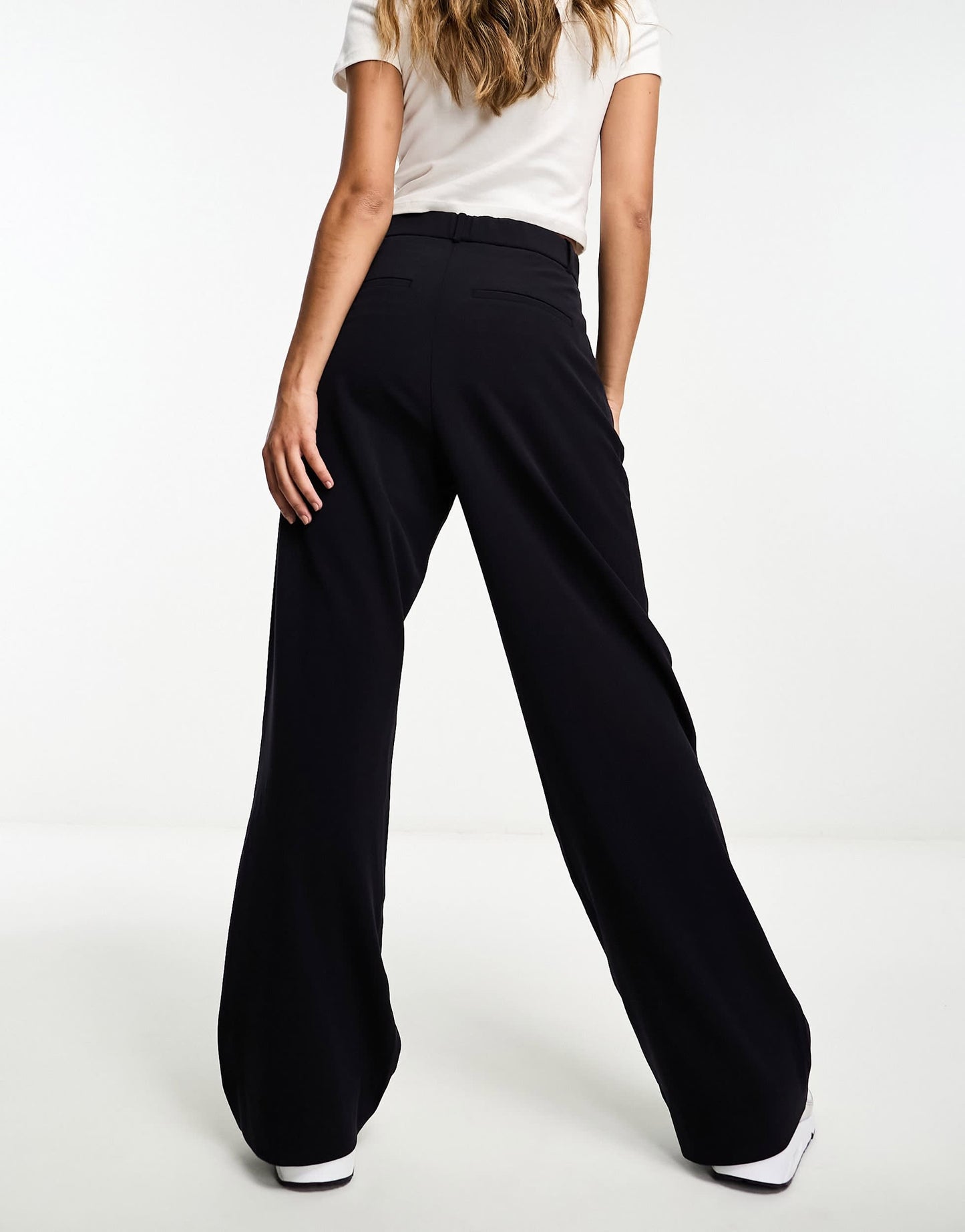Abercrombie & Fitch sloane wide leg trouser in black