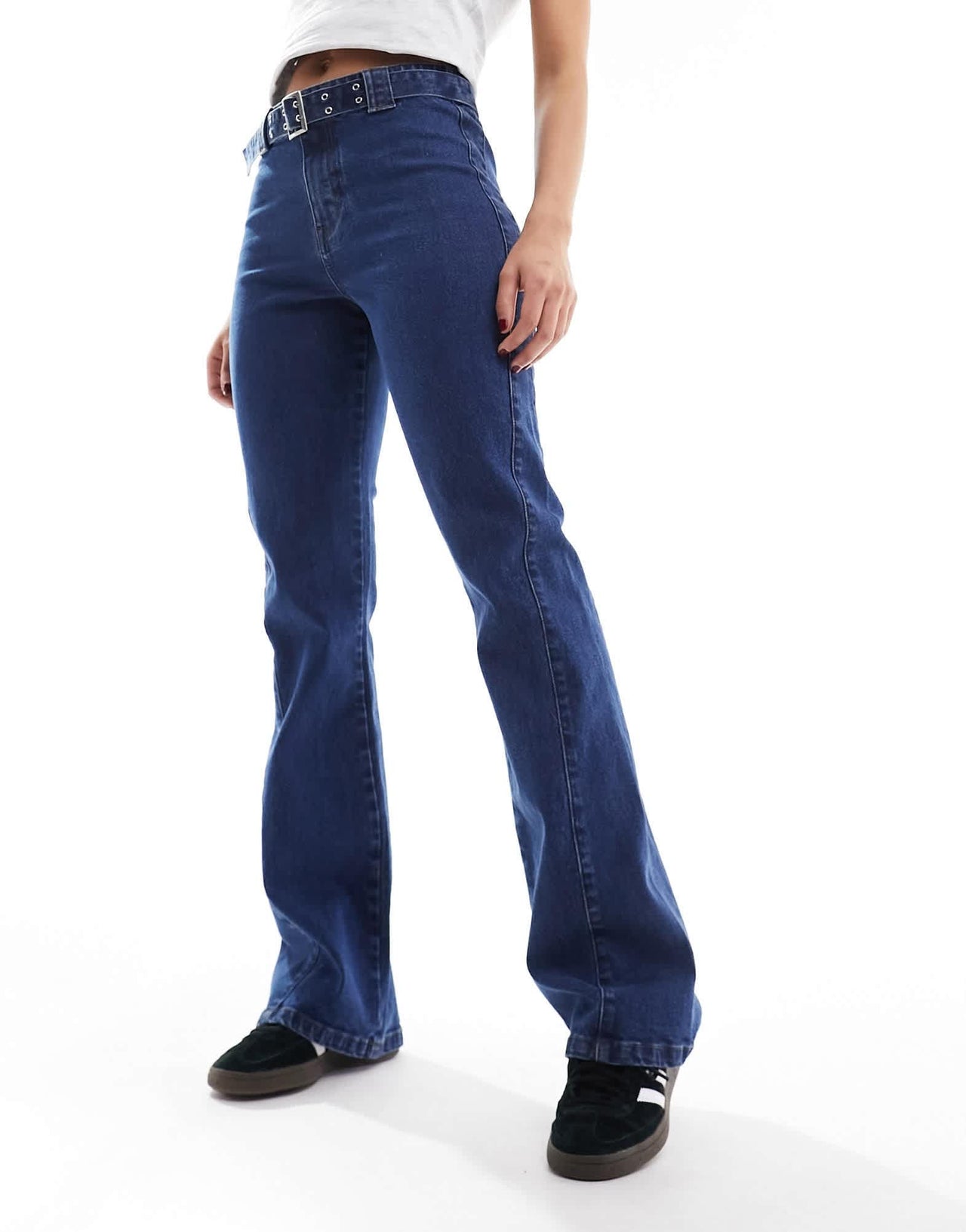 Urban Bliss buckle detail low rise bootleg jeans in mid wash blue