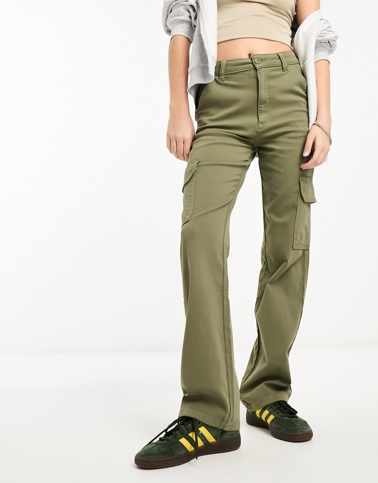 ASOS DESIGN slim cargo with pockets in khaki
