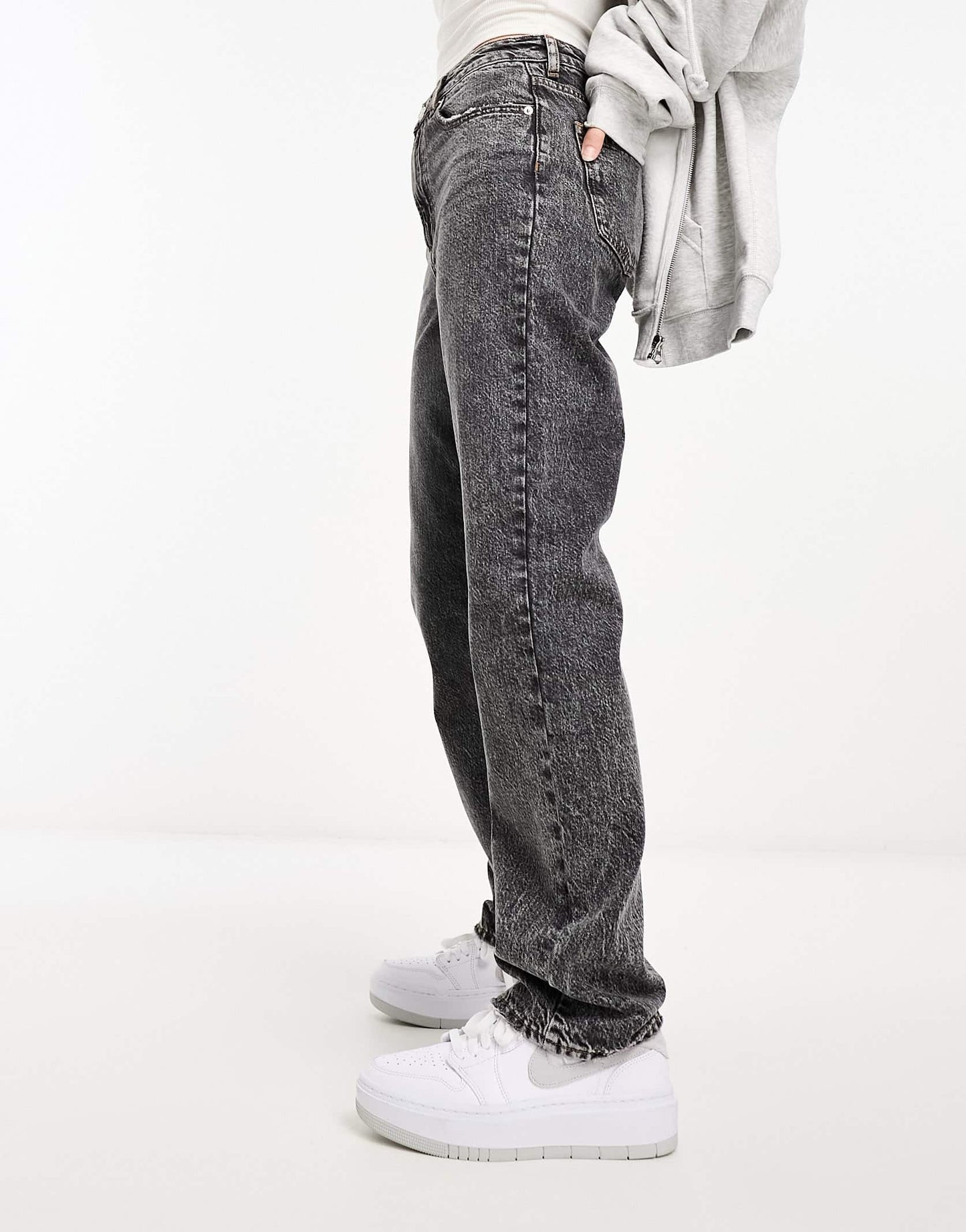 ASOS DESIGN mid rise straight jeans in dark grey