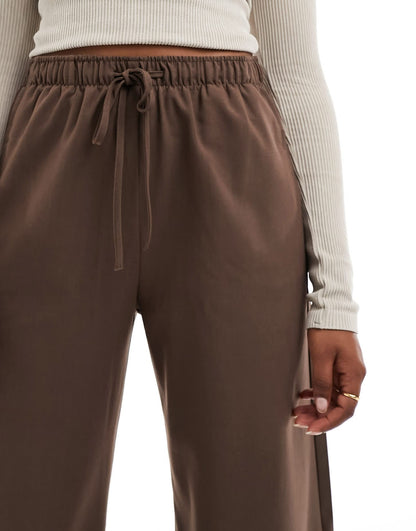Stradivarius tailored pull on trouser in brown