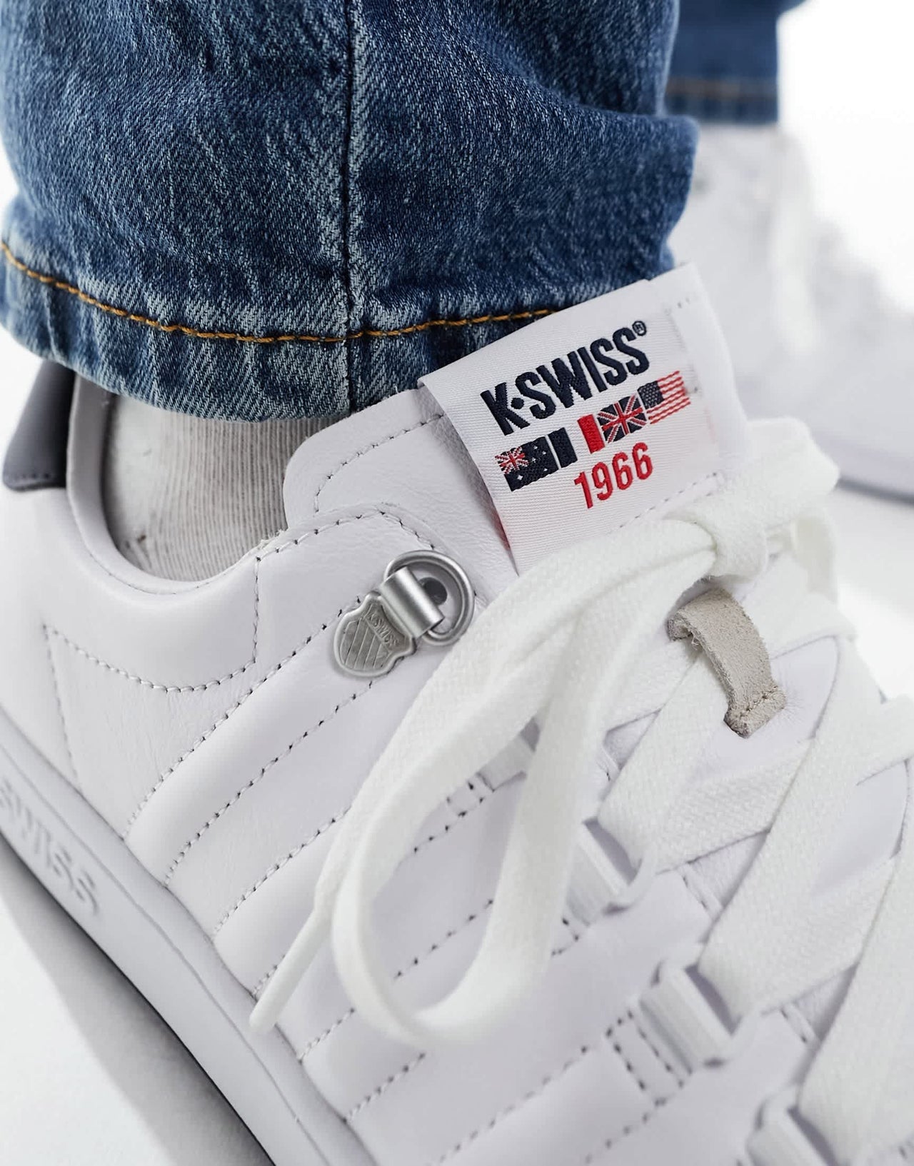 K-Swiss Lozan II trainers in white and navy