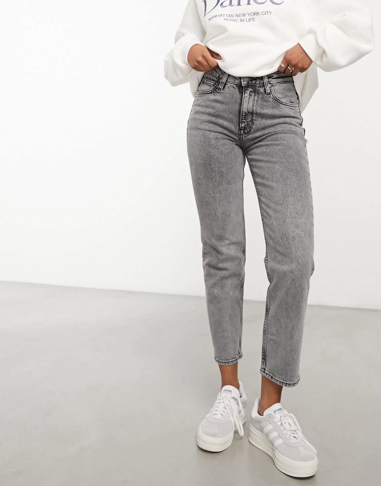 Lee Carol straight fit high waist jean in grey wash