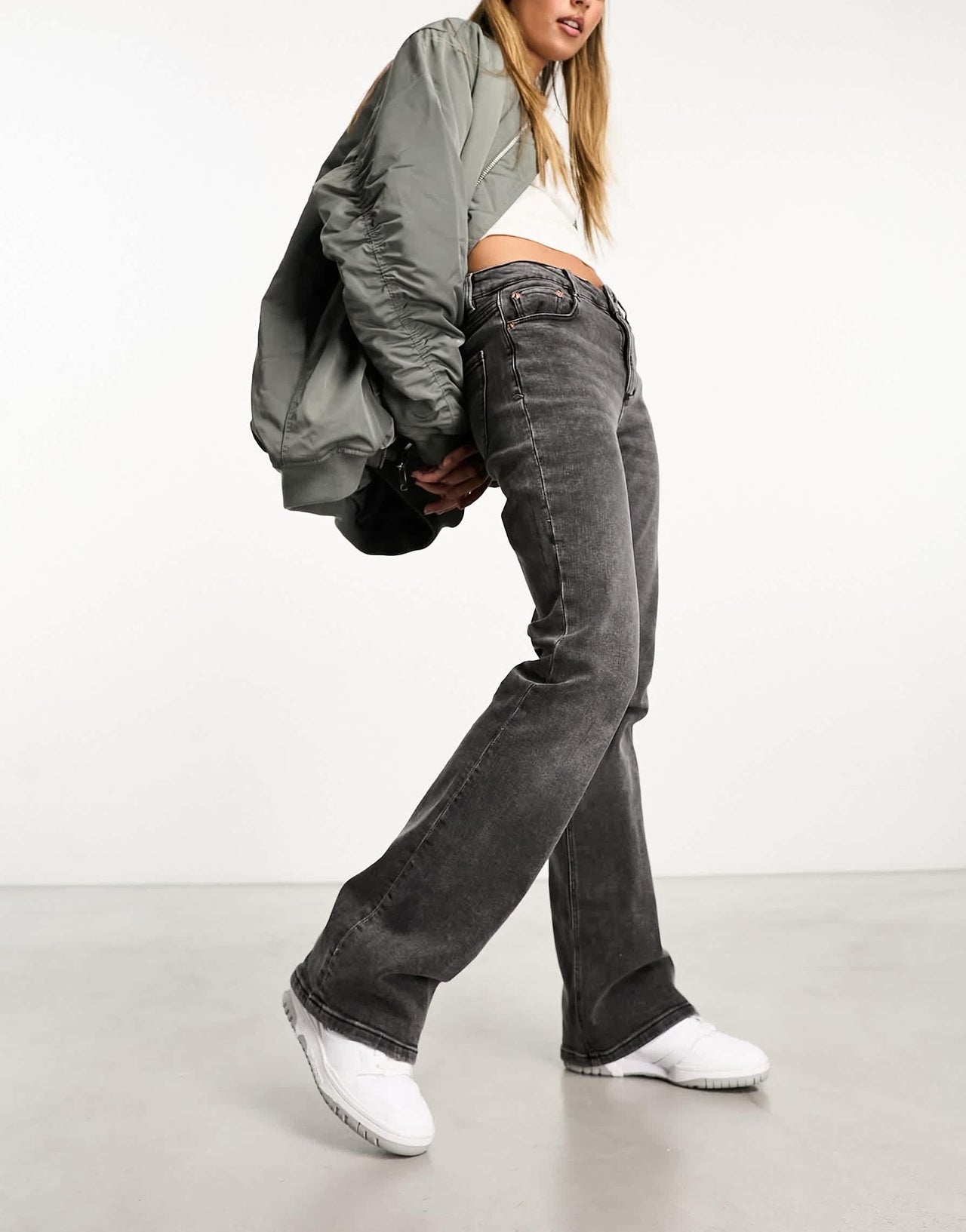 Stradivarius straight bootcut jean in black wash