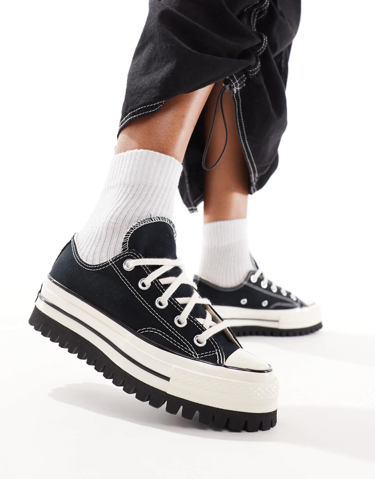 Converse Chuck 70 Trek Ox trainers in black