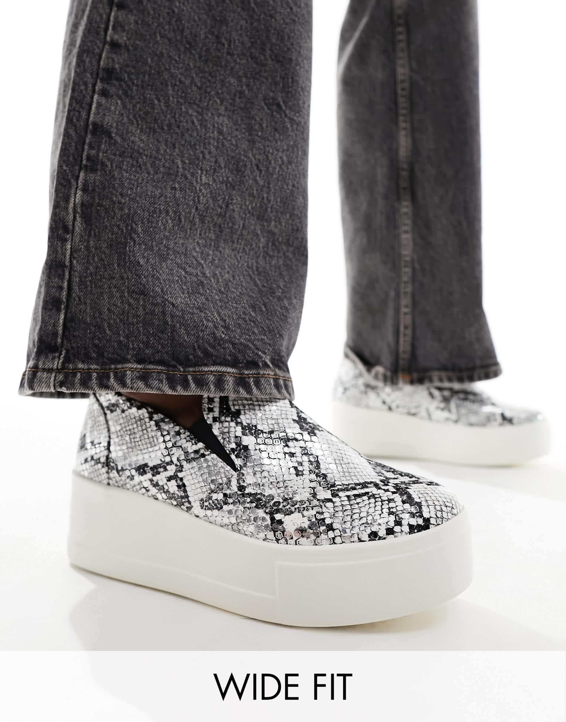 Simply Be Wide Fit flatform slip on trainers in black