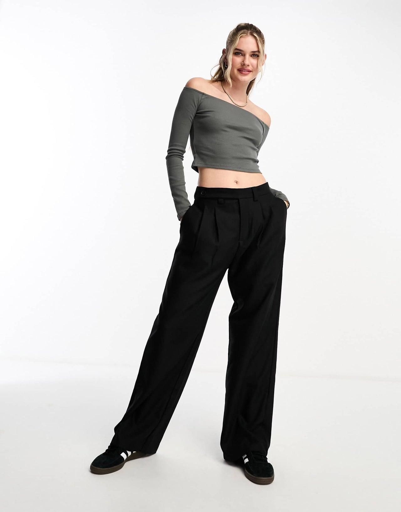 Pull&Bear long sleeved ribbed bardot top in dark grey