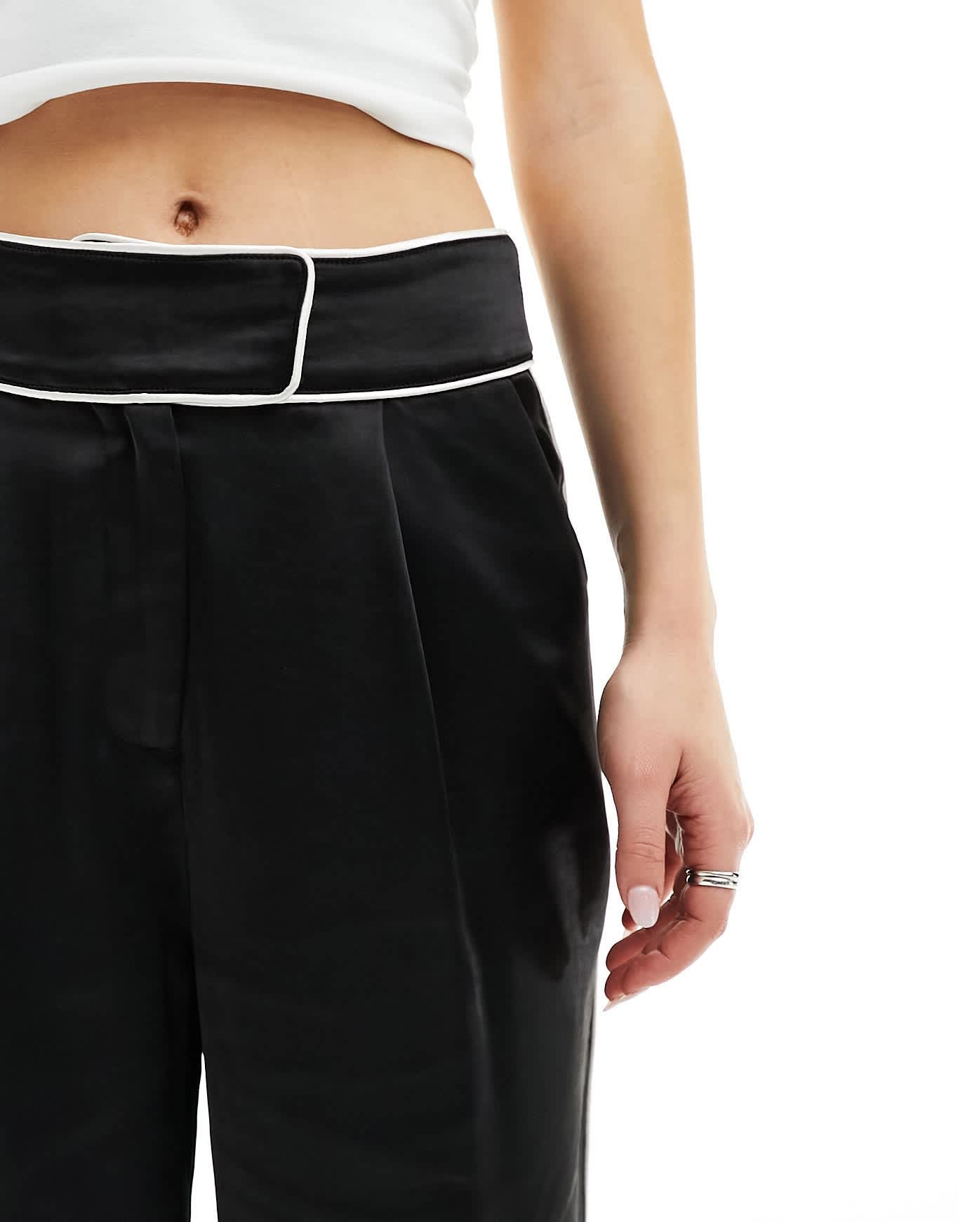 4th & Reckless ronnie wide leg trouser co-ord with contrast piping in black