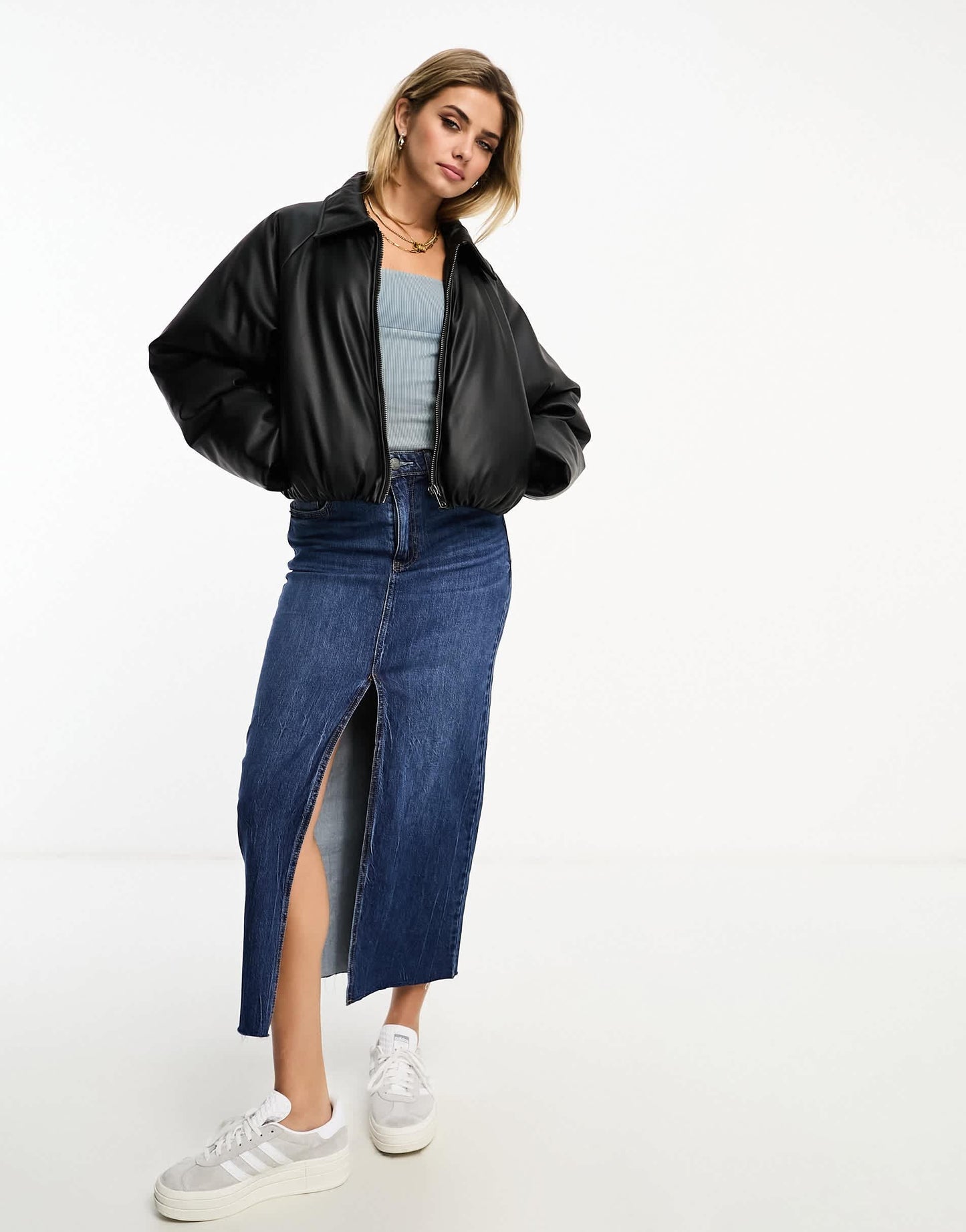 Pull&Bear ultra padded crop Dad jacket in black