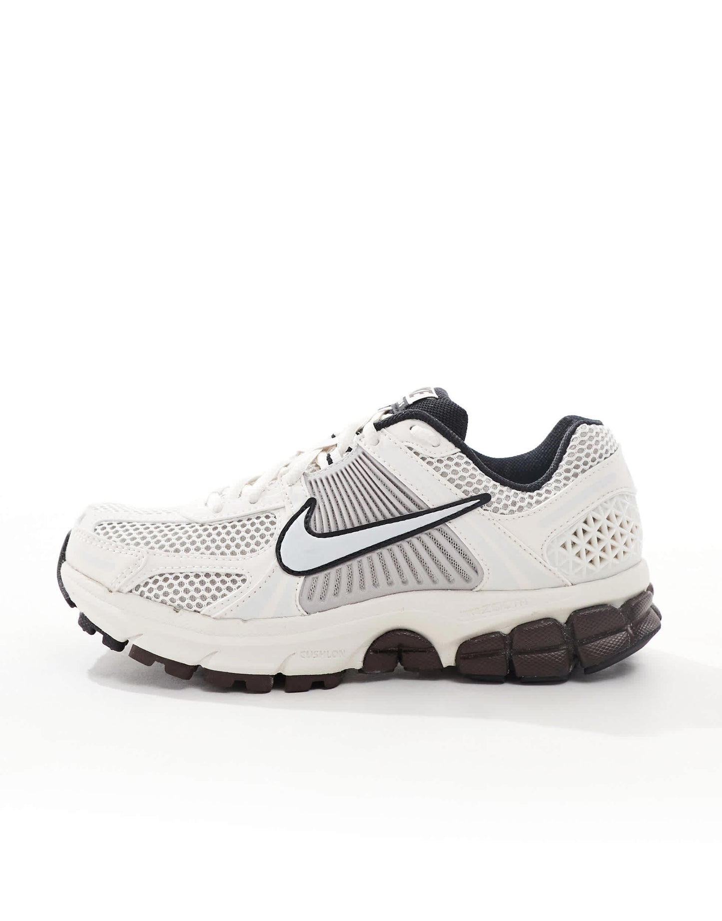 Nike Zoom Vomero 5 trainers in white and grey