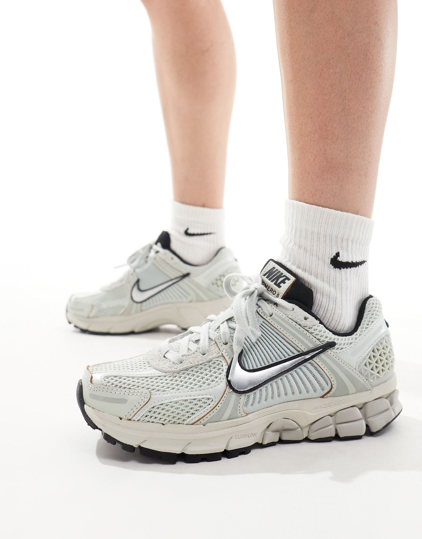 Nike Zoom Vomero 5 in light blue and silver