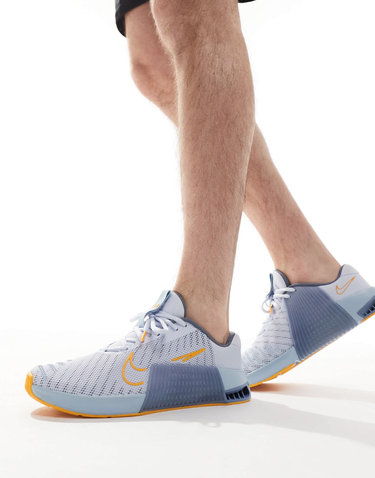 Nike Training Metcon 9 trainers in grey and orange