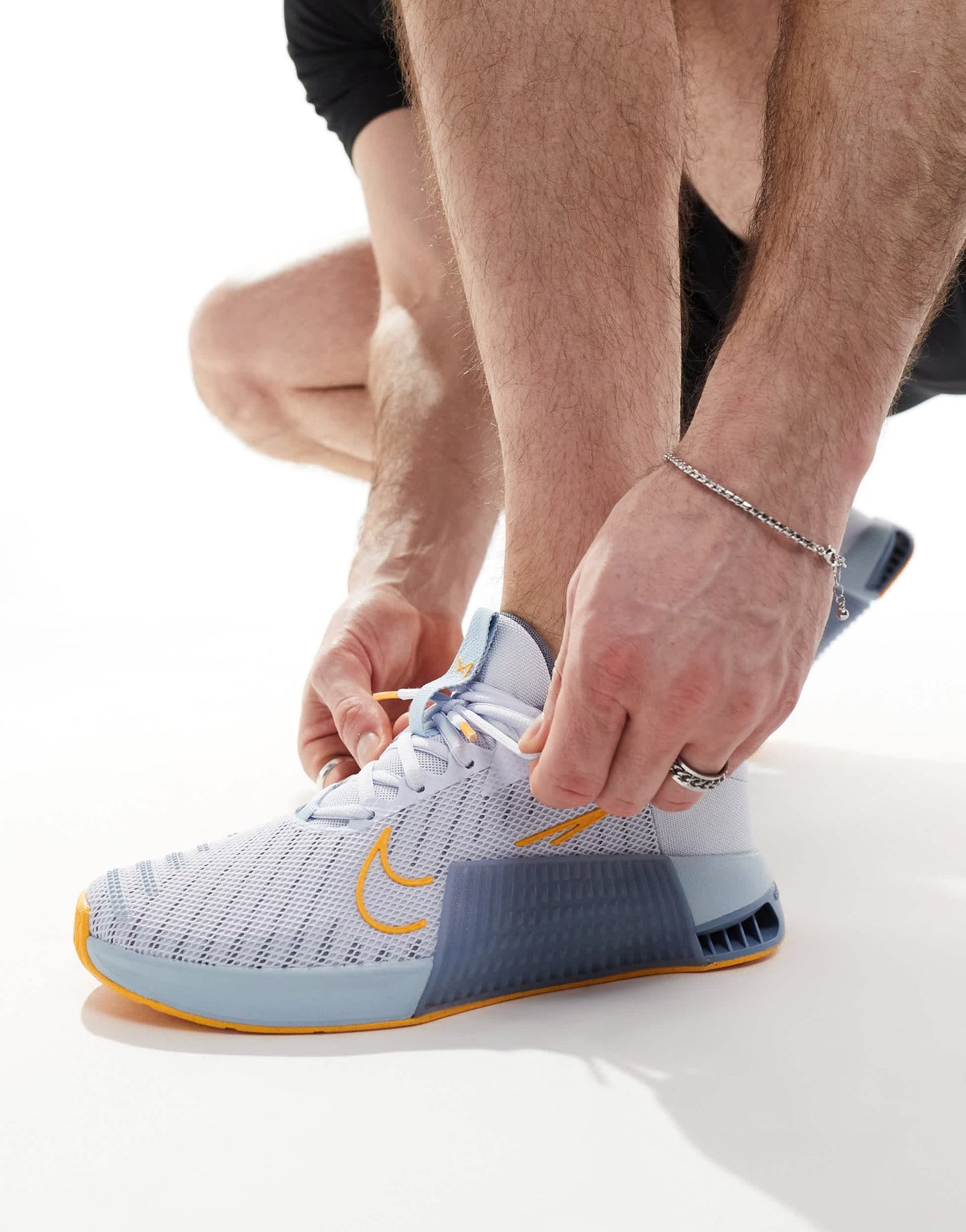 Nike Training Metcon 9 trainers in grey and orange