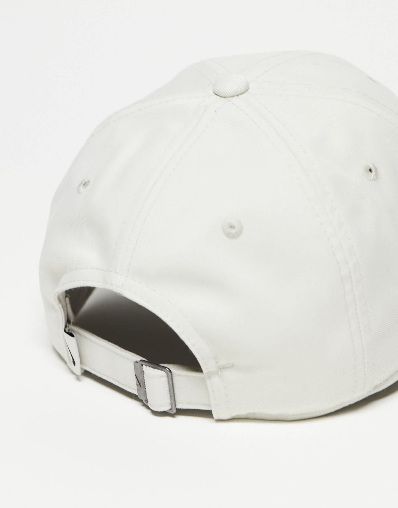 Nike Club cap in stone