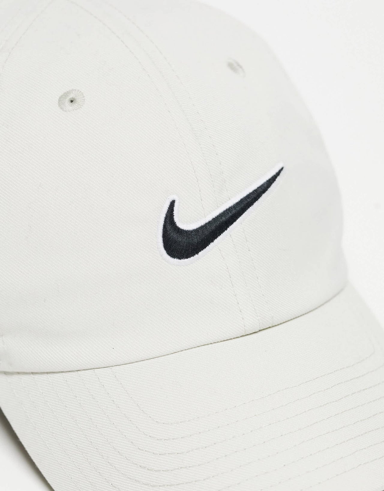 Nike Club cap in stone
