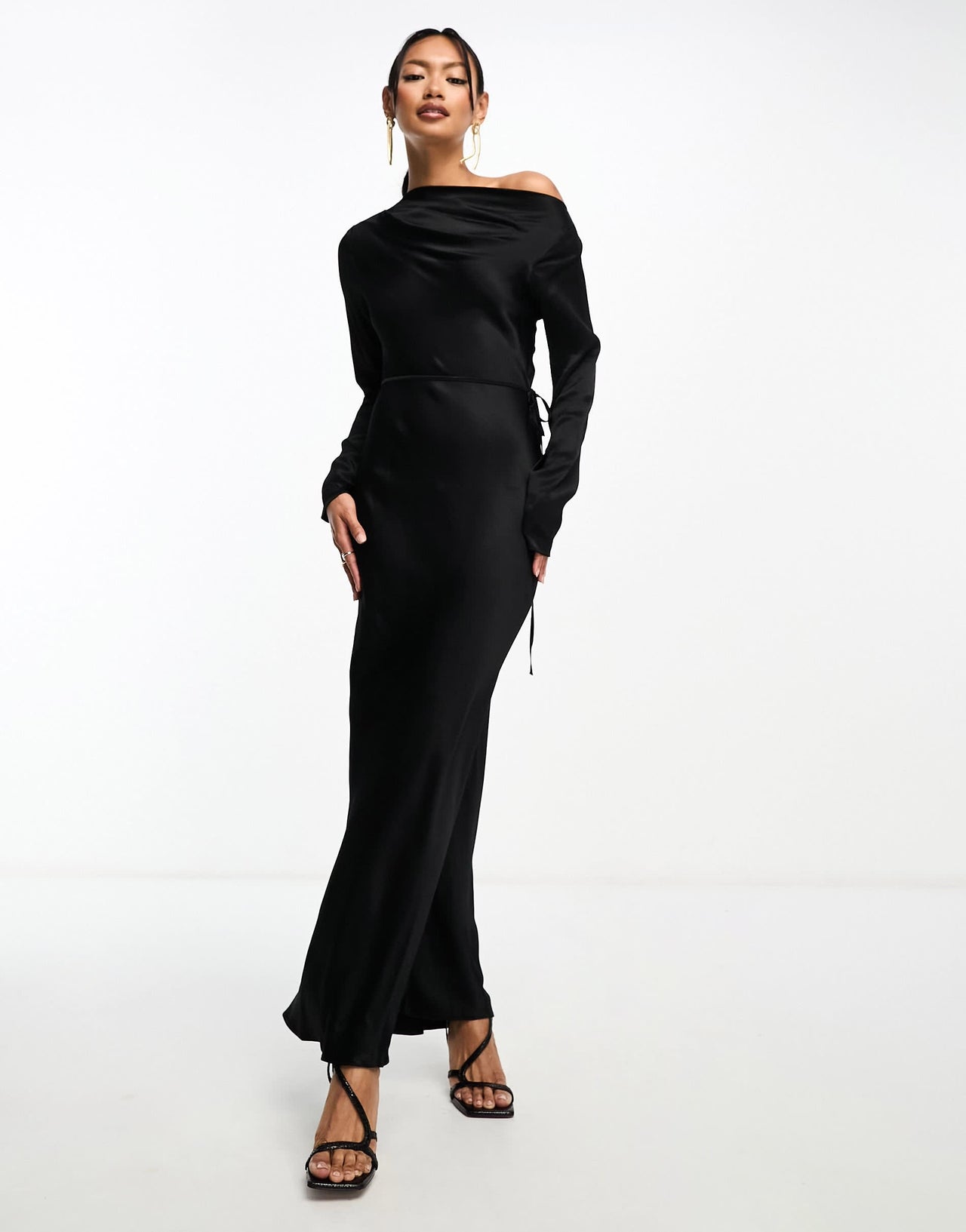 River Island long sleeve seem detail dress in black