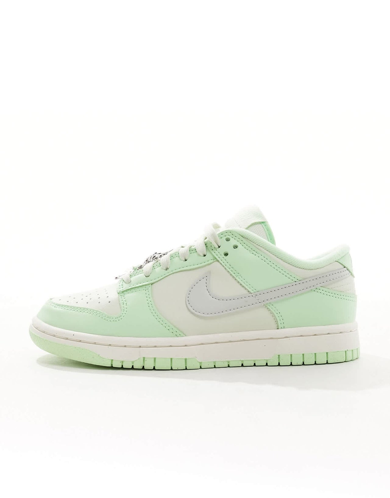 Nike Dunk Low NN premium trainers in green and beige