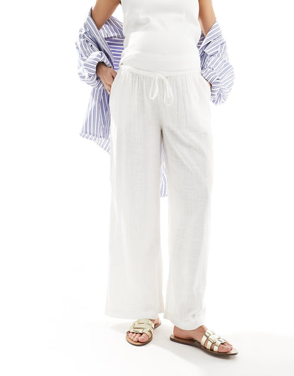 ASOS DESIGN Maternity wide leg pull on trouser with linen in white