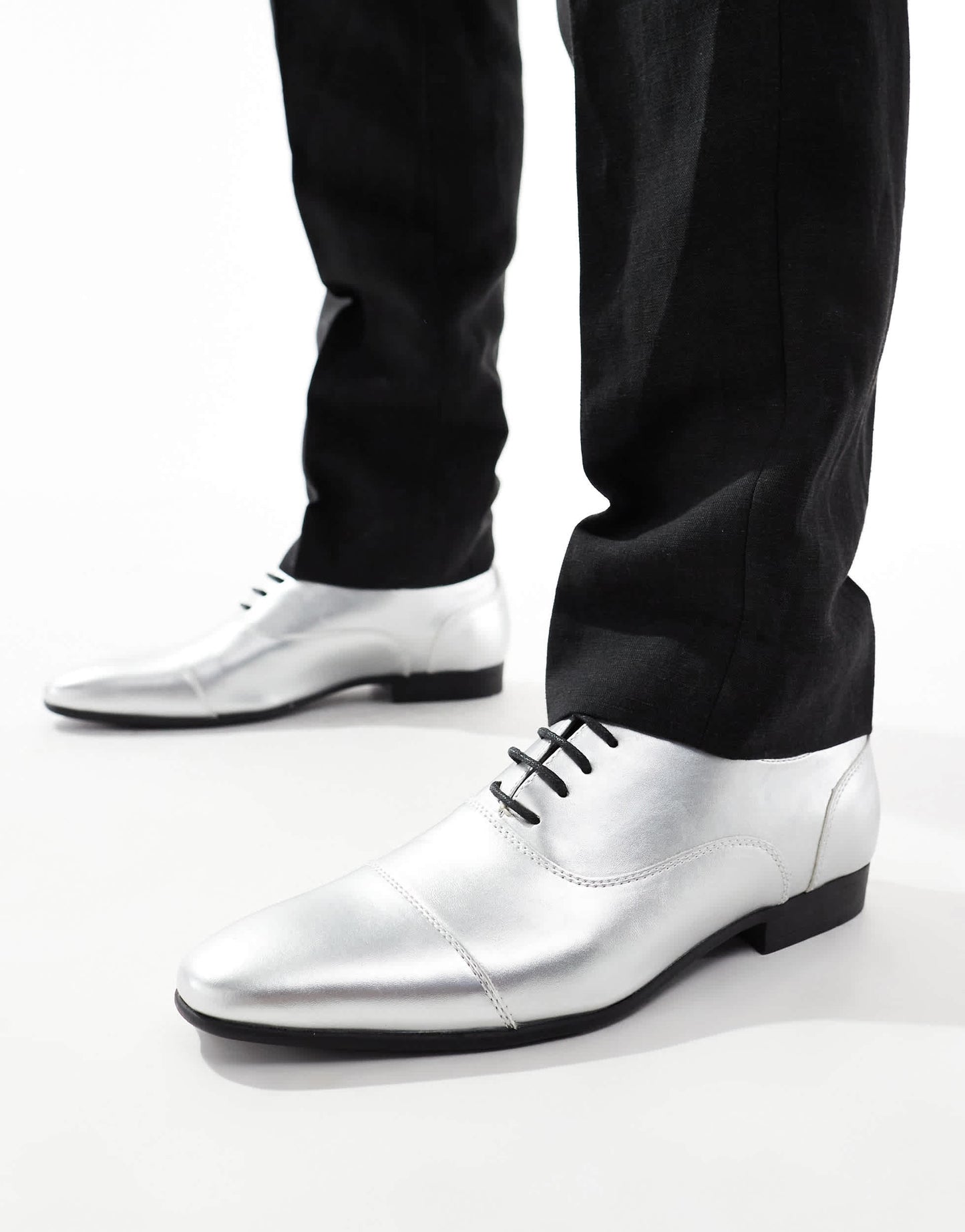 Truffle Collection oxford lace up shoes in silver metallic