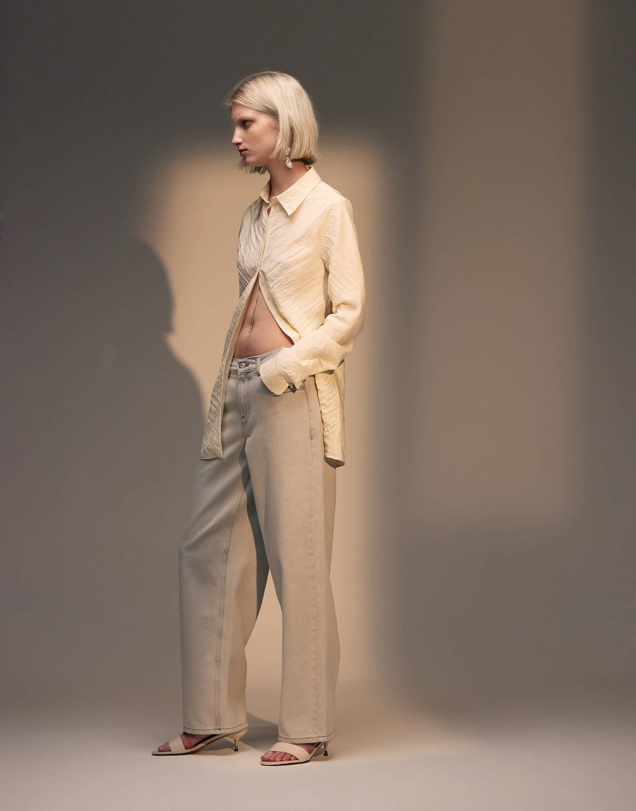 Topshop Cinch low rise relaxed jean in grey