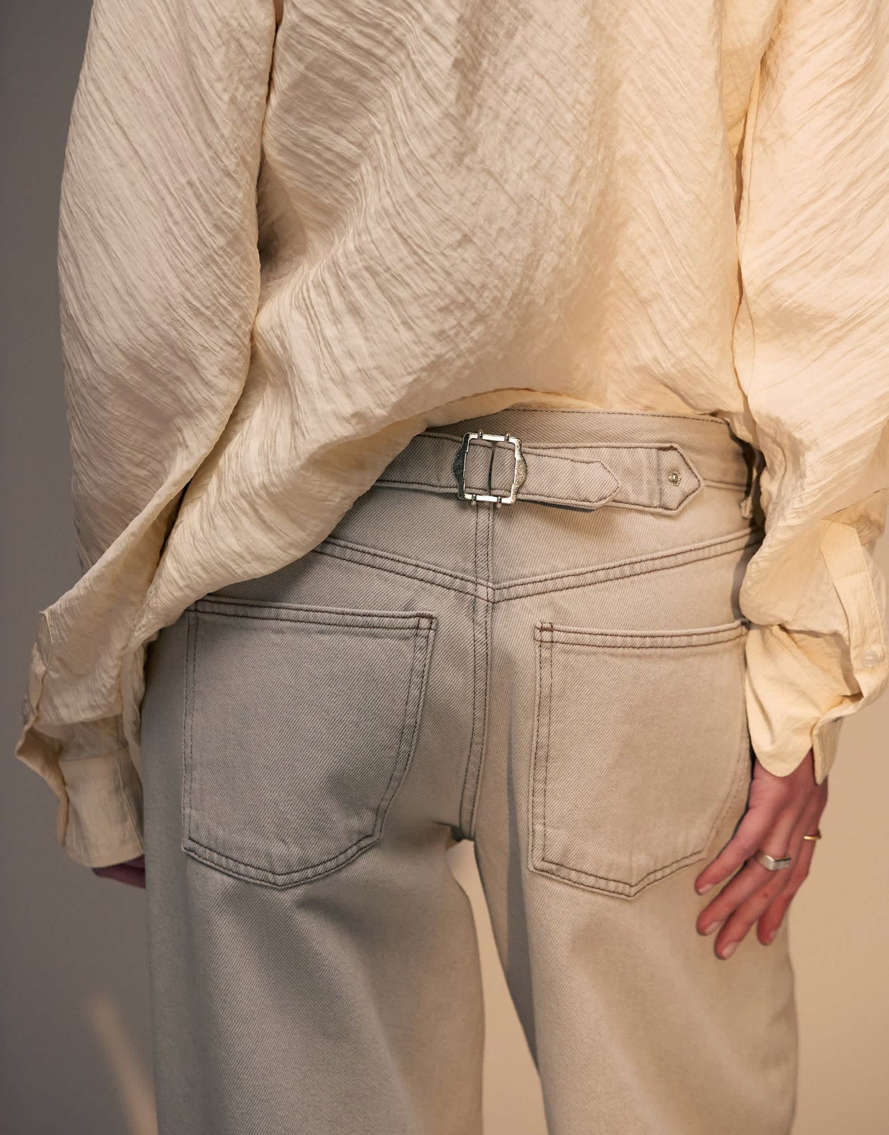 Topshop Cinch low rise relaxed jean in grey