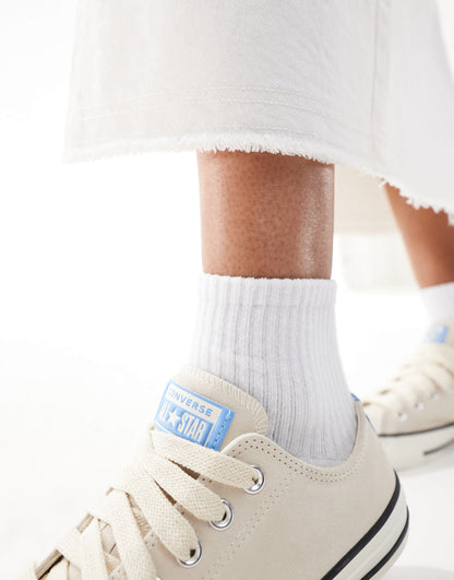 Converse Chuck Taylor All Star Ox trainers in white