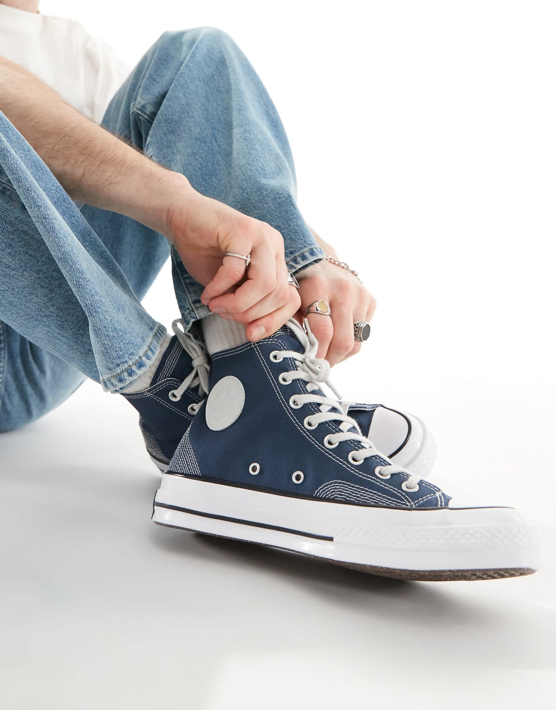 Converse Chuck 70 Hi trainers in navy – ASOS Sample Sale