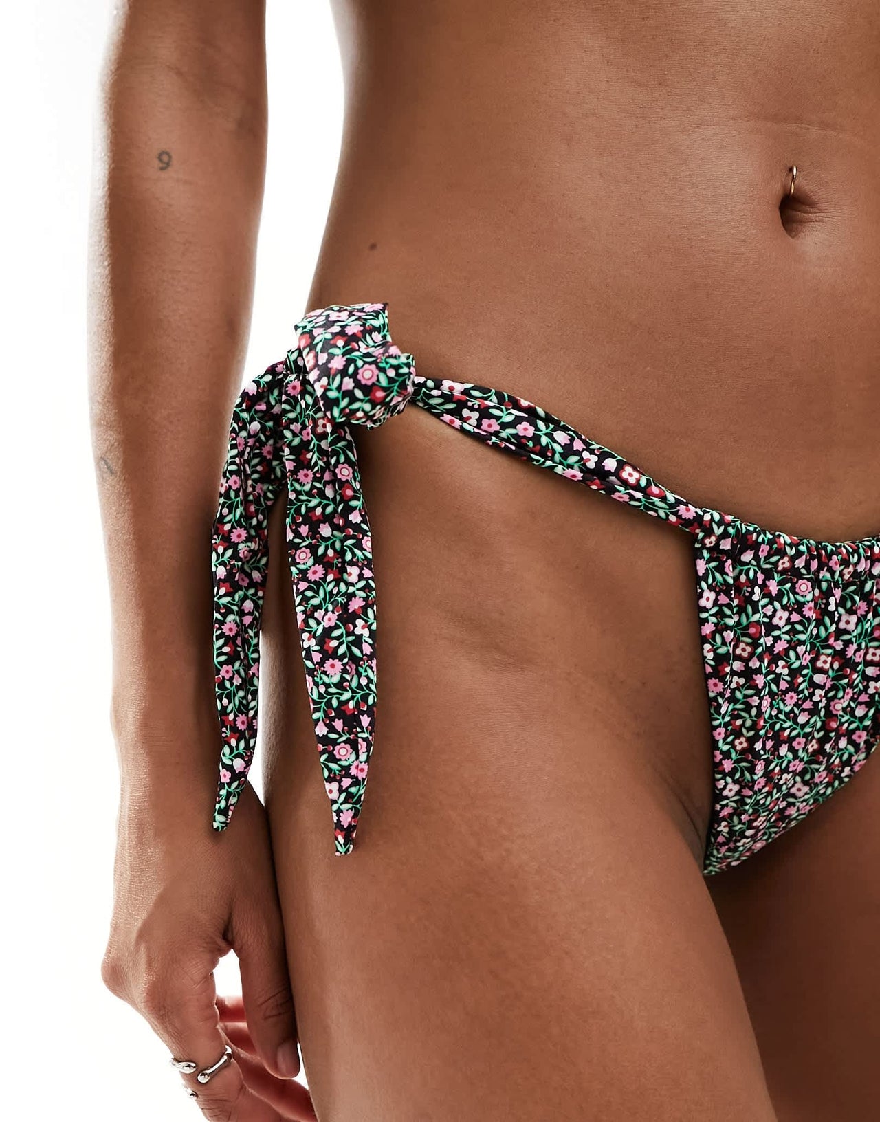 Frankies Bikinis kealy floral ditsy tieside bikini bottom in summer nights