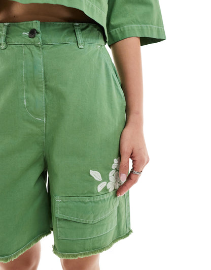Native Youth embroidered pocket detail short co-ord in green