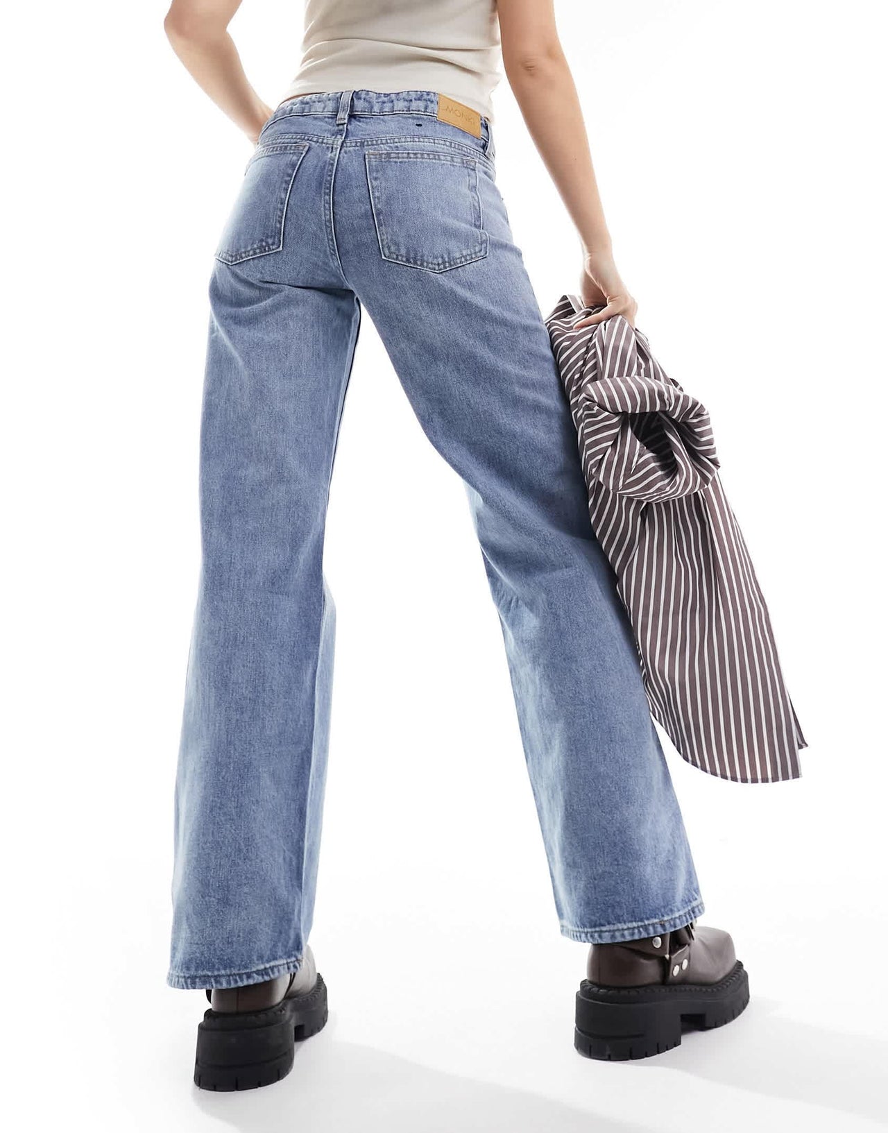 Monki Imoo low waisted wide fit jeans in mid blue wash