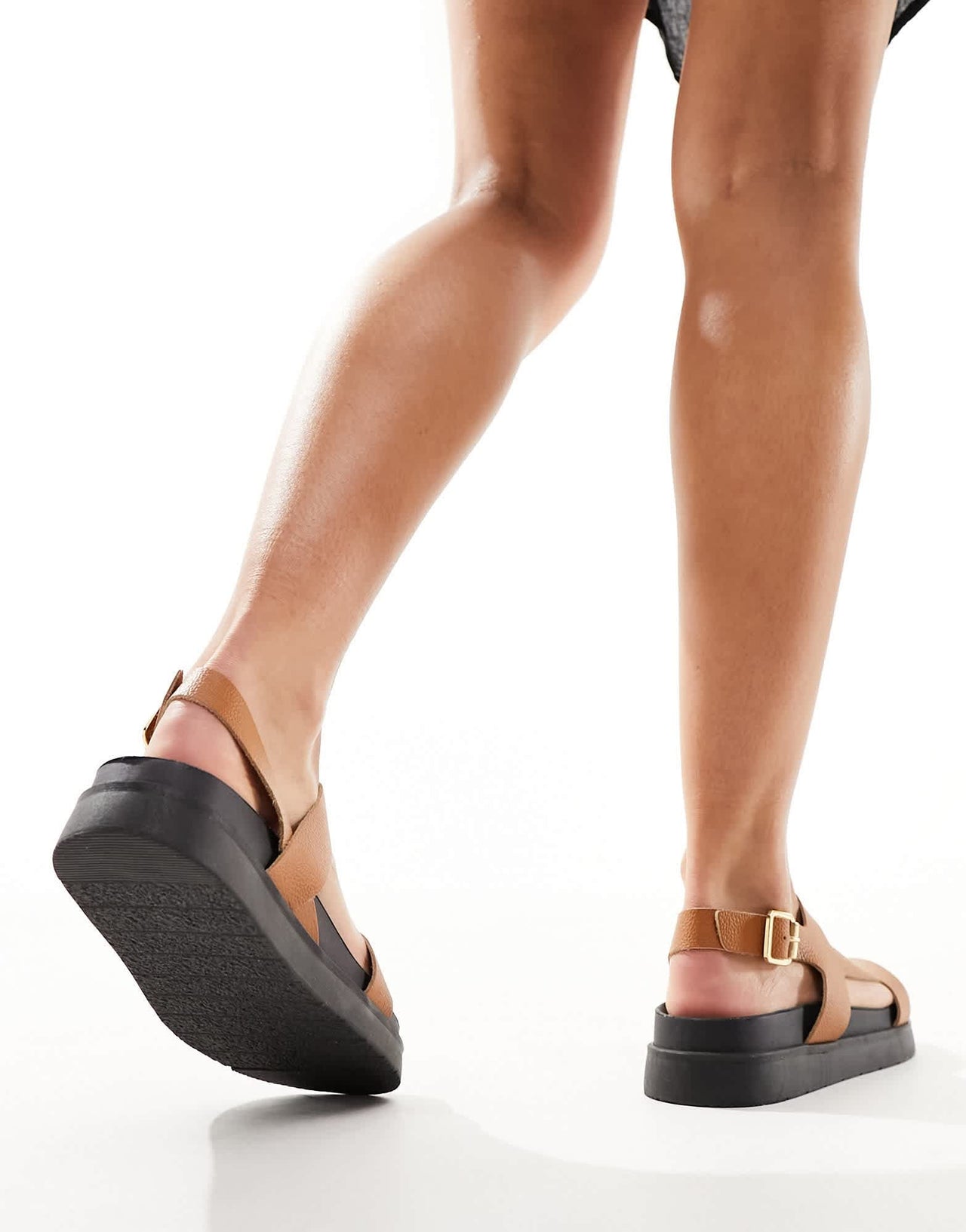 schuh Tasmin sandals in tan leather