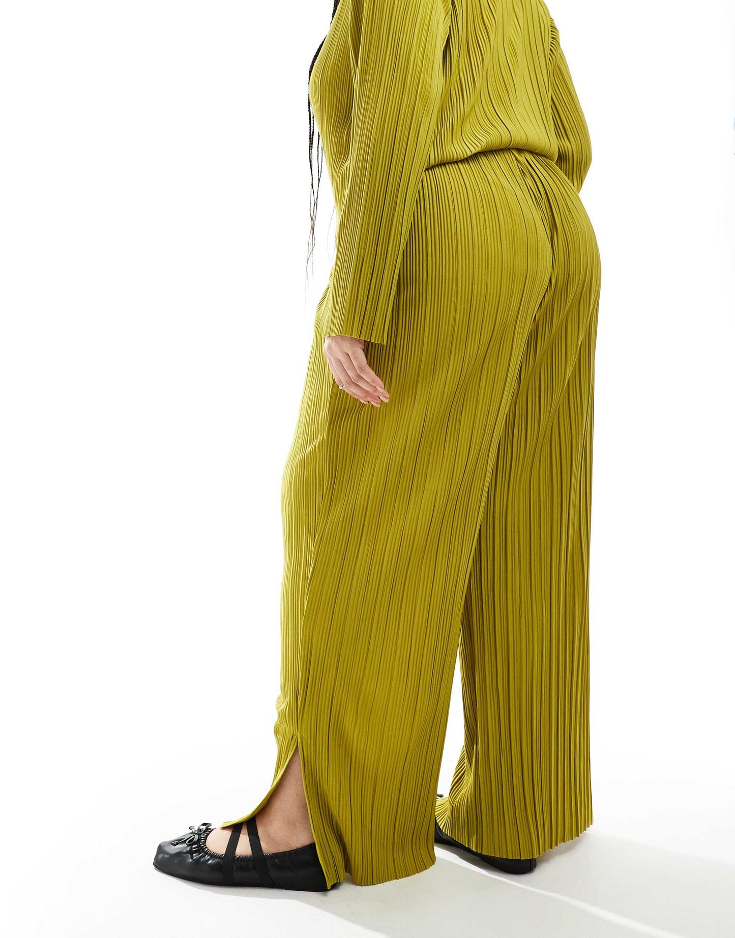 ONLY Curve exclusive plisse trouser co-ord in green