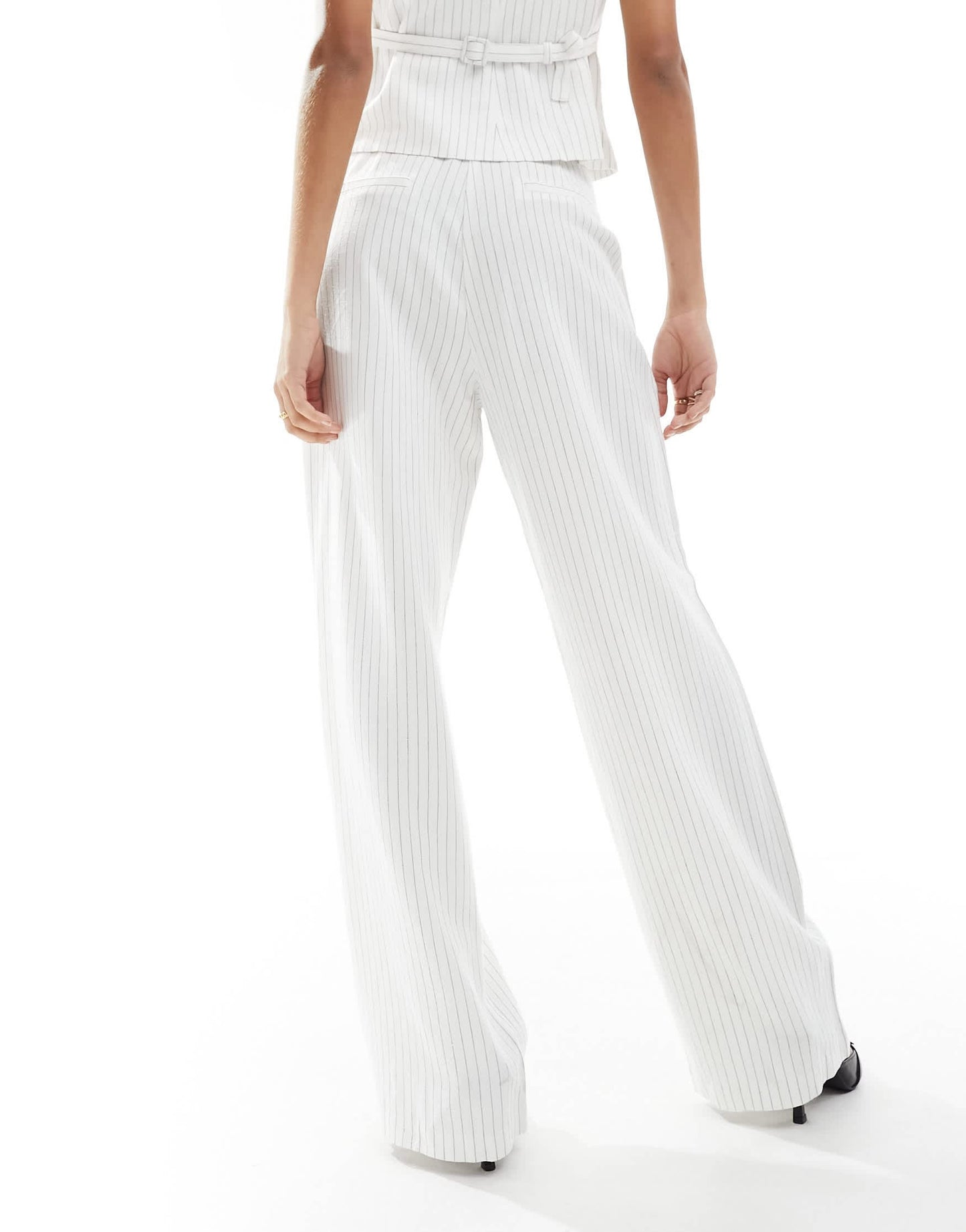 4th & Reckless linen look straight leg trousers co-ord in white pinstripe