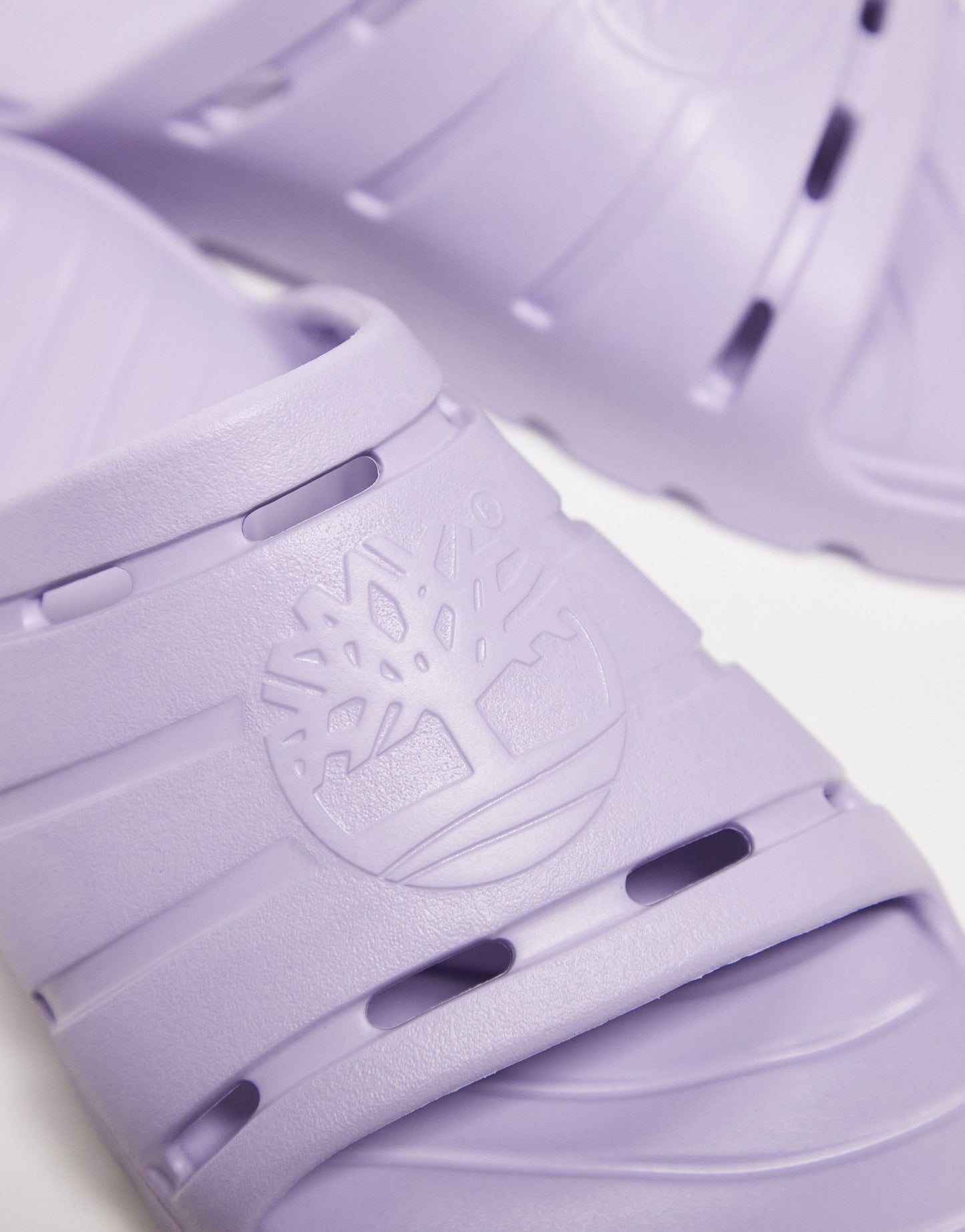 Timberland logo sliders in purple