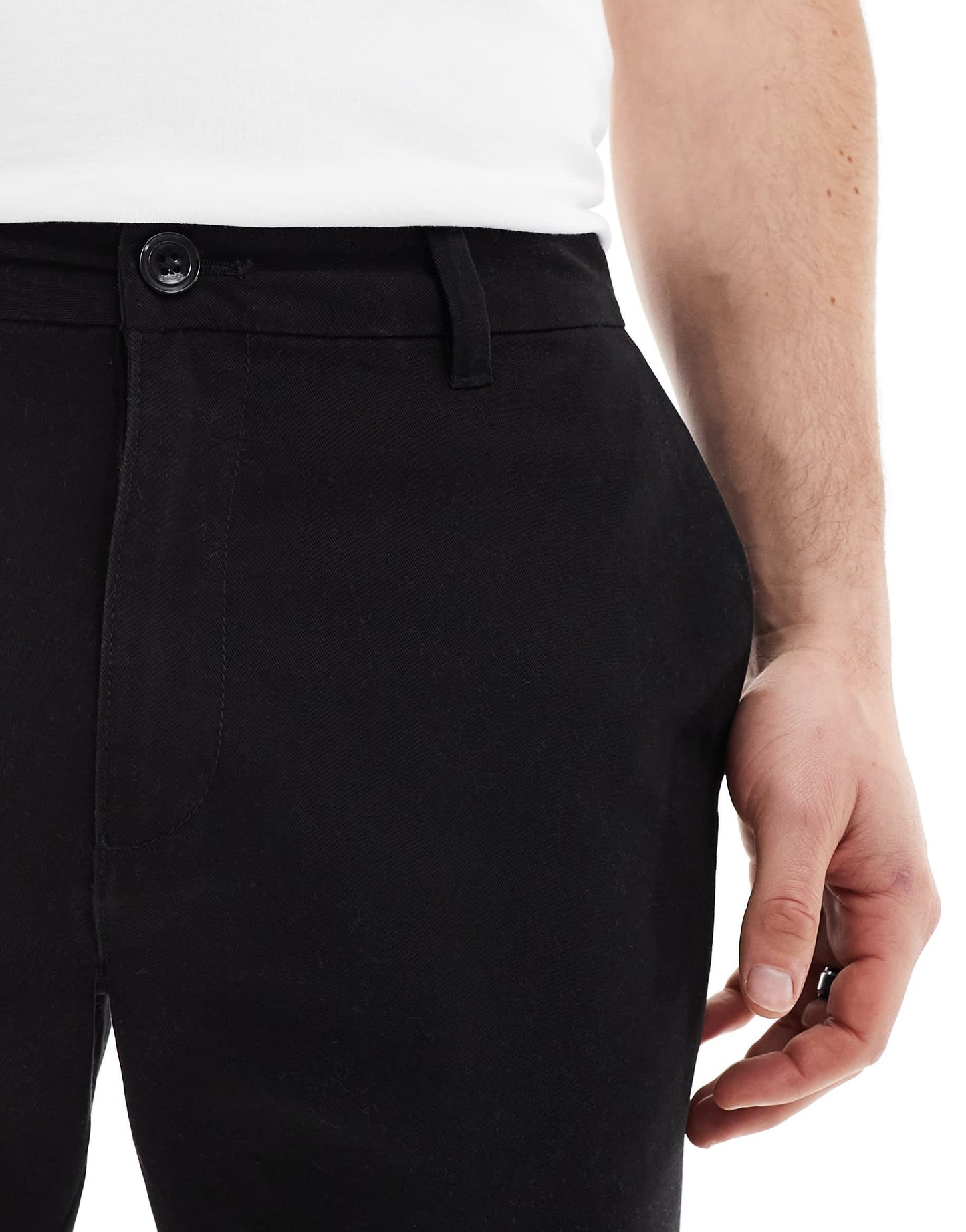 New Look slim chino shorts in black