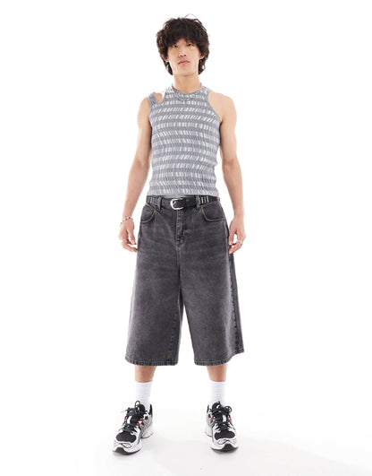 COLLUSION wavy knitted vest in grey