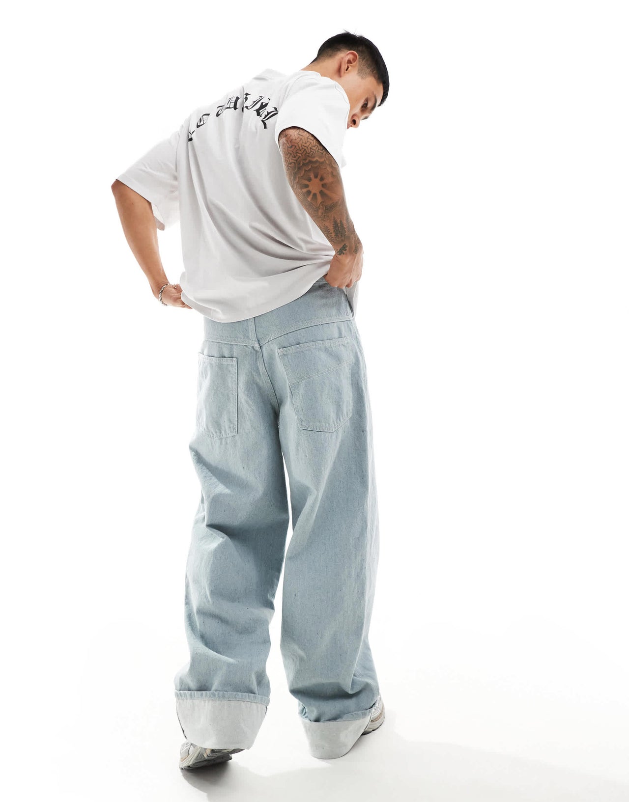 COLLUSION X002 baggy jeans in lightwash blue grey with turn ups - GREY