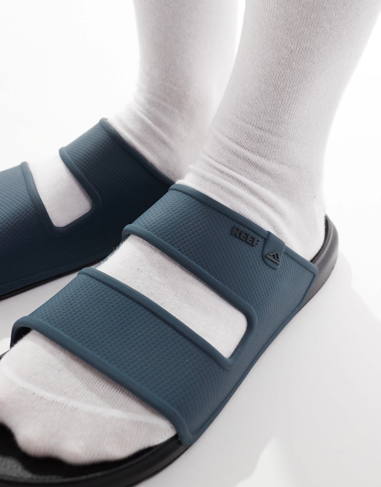 Reef Oasis double up sandals in navy