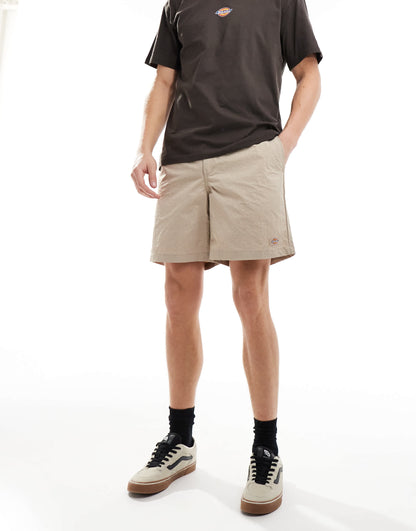 Dickies Fincastle tech shorts in beige