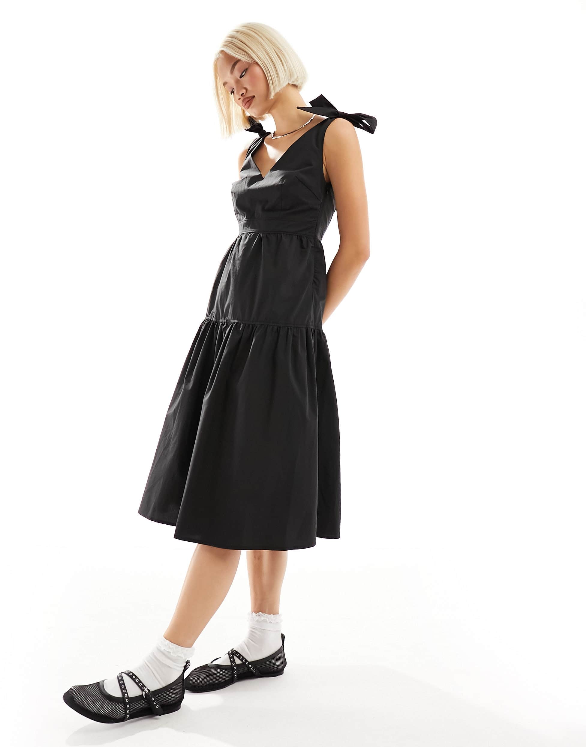 Urban Revivo v-neck tie shoulder cami midi dress in black