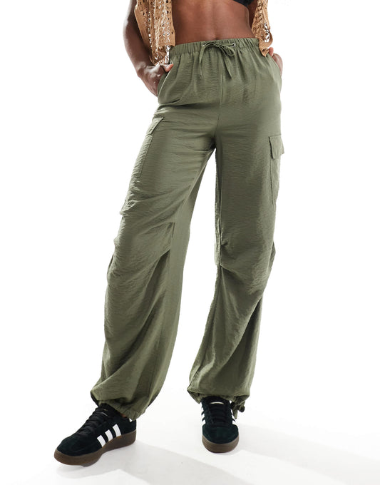 New Look cargo jogger in khaki