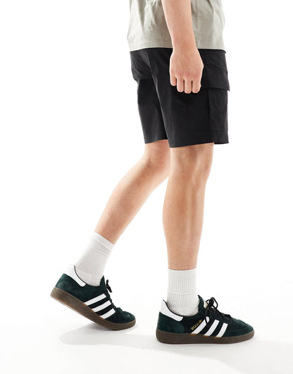 Selected loose tech cargo short in black
