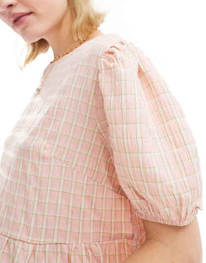 Glamorous short sleeve pleated smock dress in seersucker pink check